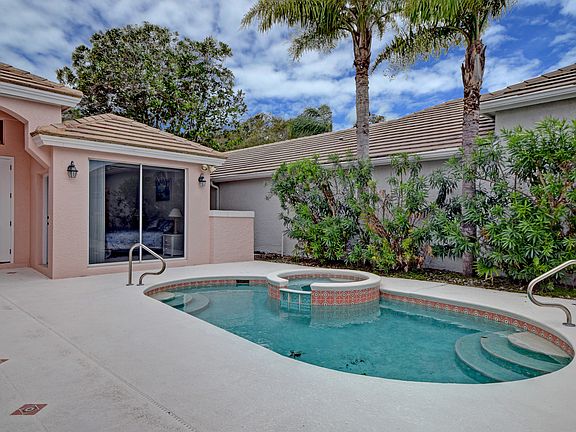 4th image of 8770 W Orchid Island Cir