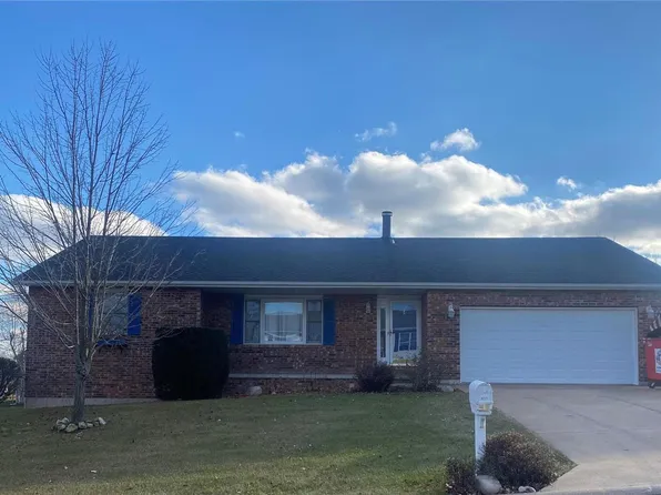 4215 Deer Run Dr, Hannibal, MO 63401