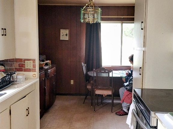 3rd image of 109 Park Way