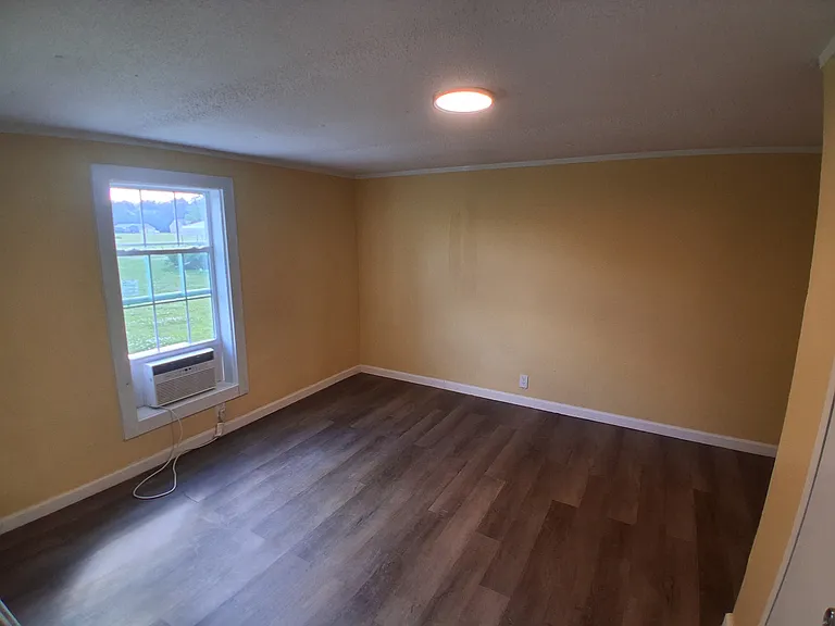 2020 W Barr Rd — Photo 12