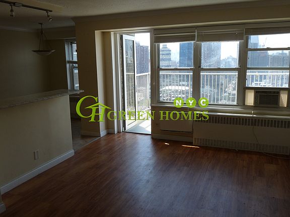 3rd image of 747 10th Ave APT 32G