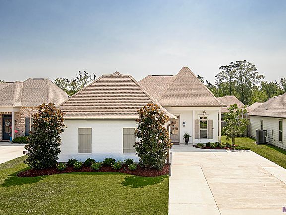 3rd image of 30084 Sanctuary Blvd