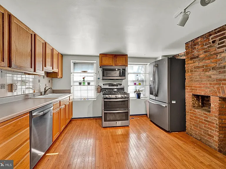 1005 S Kenwood Ave #A — Photo 6