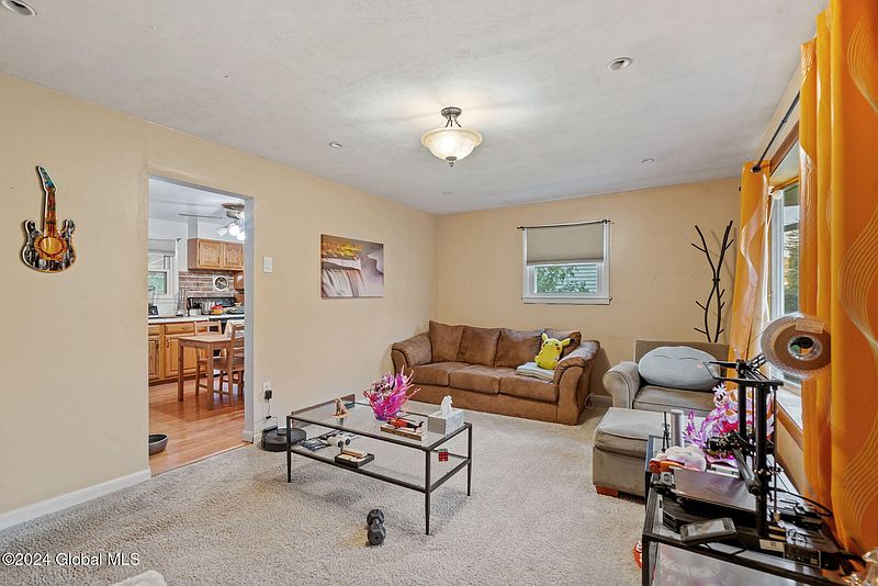 5th image of 893 9th Avenue