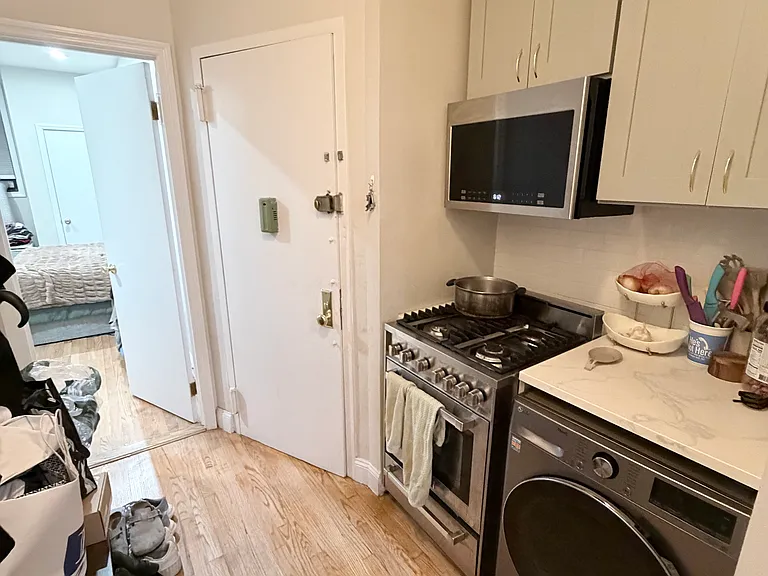 444 E 78th St #18 — Photo 9