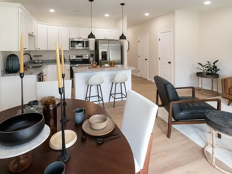 Strawberry Meadows Townhomes — Photo 5