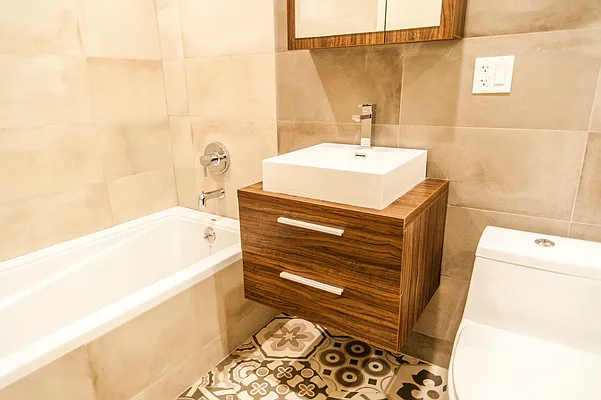 Rented by Nooklyn NYC LLC | media 49