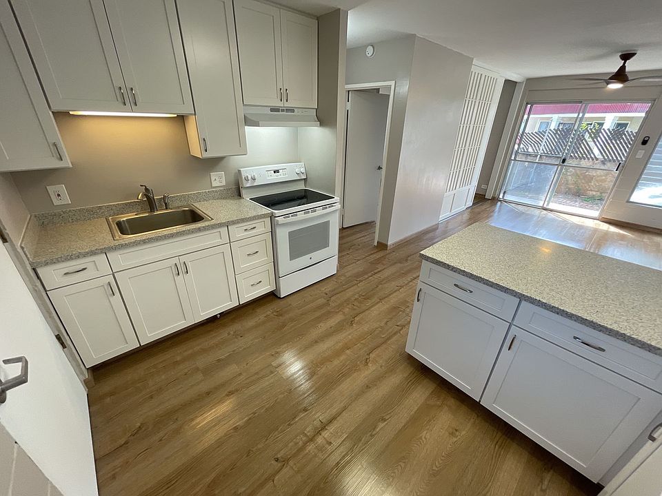1st image of 104 Kihapai St APT 402