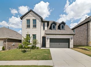 733 Grand Dale Dr, Lavon, TX 75166