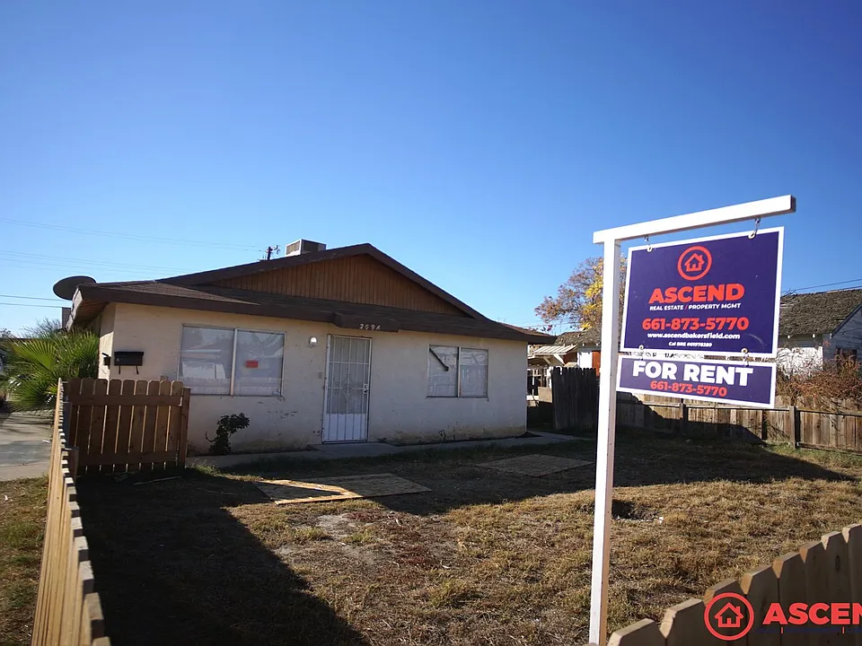 209 E. Warren Ave