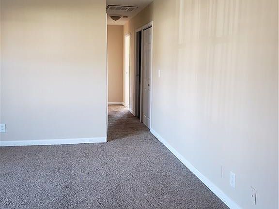 4th image of 3710 N Chateau Ct