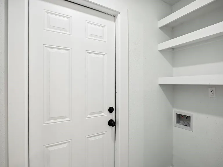 11615 Henley Dr — Photo 19