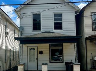 812 Fallowfield Ave, Charleroi, PA 15022