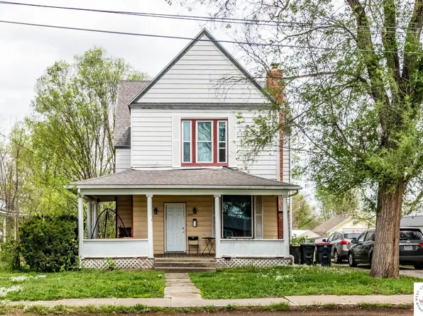 304 E Benton St, Windsor, MO 65360