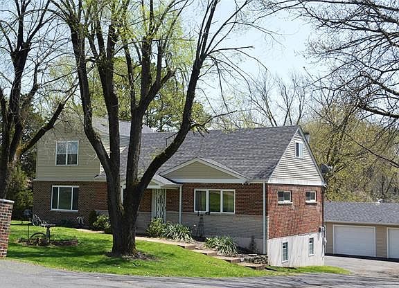 4th image of 150 Pioneer Dr