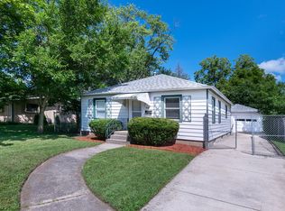 416 Highland Ave, Woodstock, IL 60098