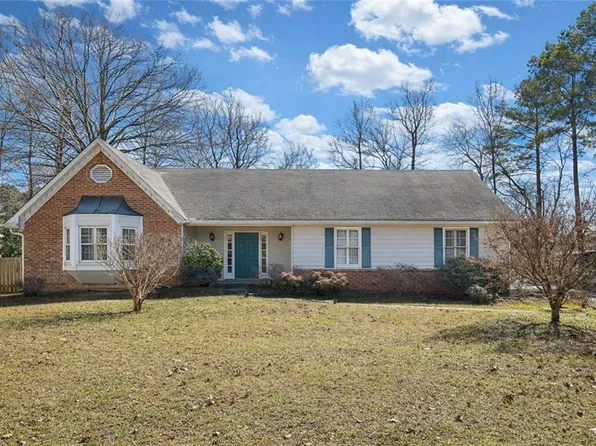 2390 Stirring Ct SW, Marietta, GA 30064