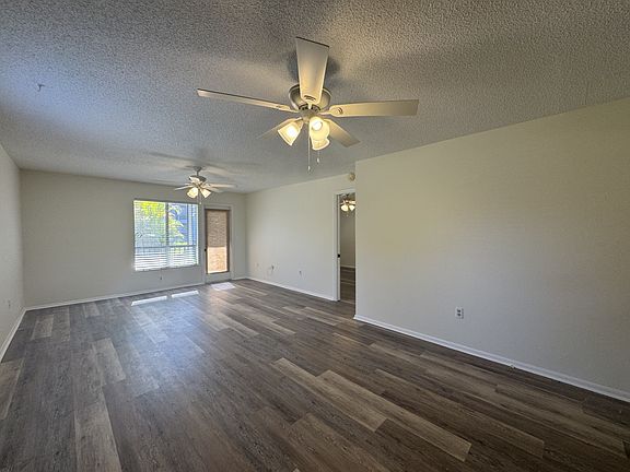 5th image of 259 Fenwick Dr Unit 41