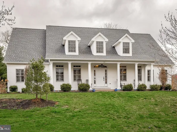 281 Sunday Dr, State College, PA 16801