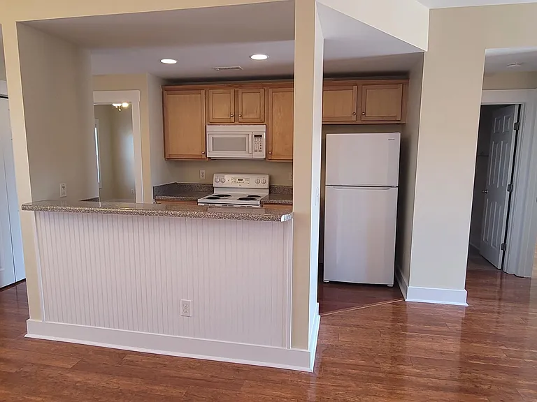 2302 Wrightsville Ave #202 — Photo 4