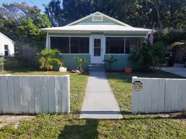 1224 Raymond Avenue, Fort Pierce, FL 34950