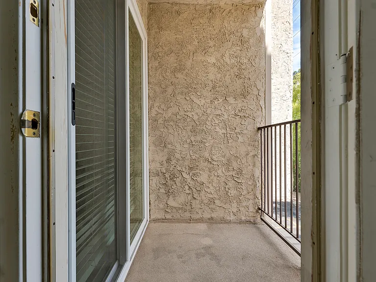 23401 Park Sorrento #45 — Photo 28