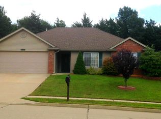 3004 Woods Crossing Dr #D, Columbia, MO 65202