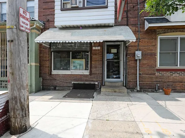 1903 S 4th St, Camden, NJ 08104