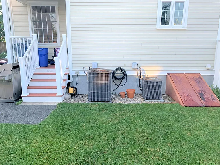 55 Newbern Ave #2 — Photo 10
