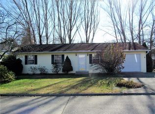 127 Countryside Rd, Scott Depot, WV 25560