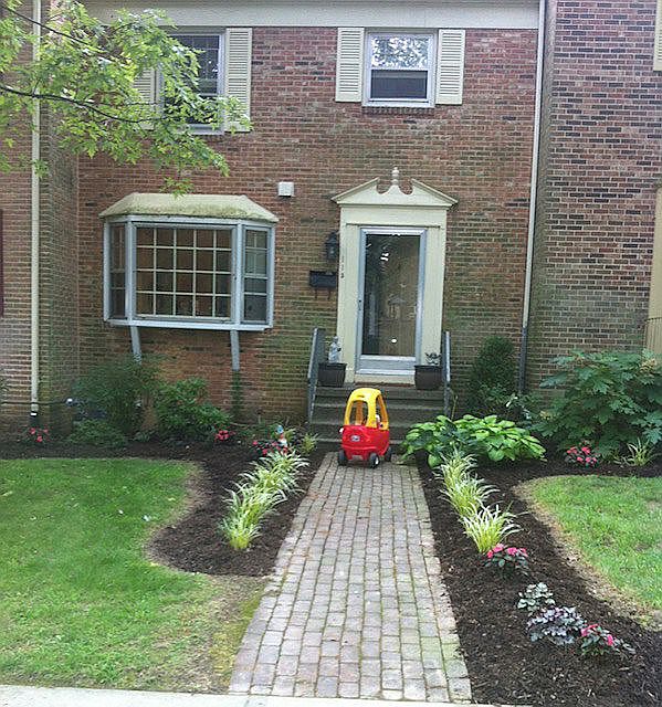 1st image of 115 Canterbury Ct
