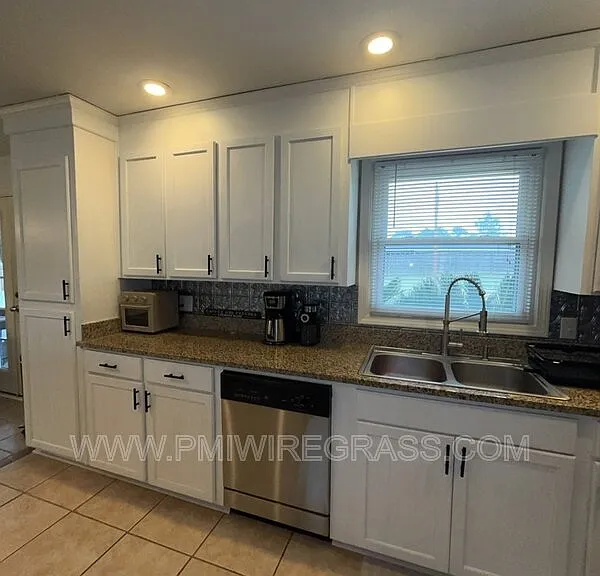 202 Pondella Dr — Photo 13