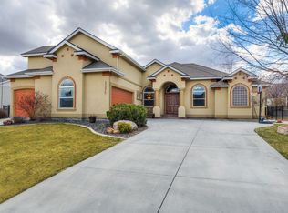 12375 S Carriage Hill Way, Nampa, ID 83686