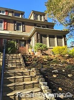 2nd image of 1418 Lovering Ave