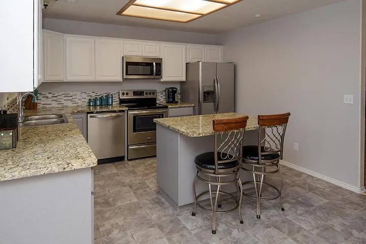1015 S River Rd #44 — Photo 17