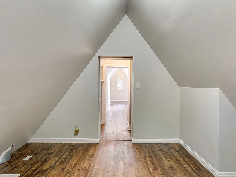 3257 Greene Ave #FULL — Photo 18