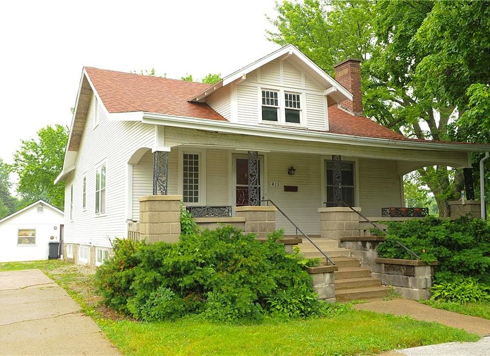 1st image of 413 E Marion St