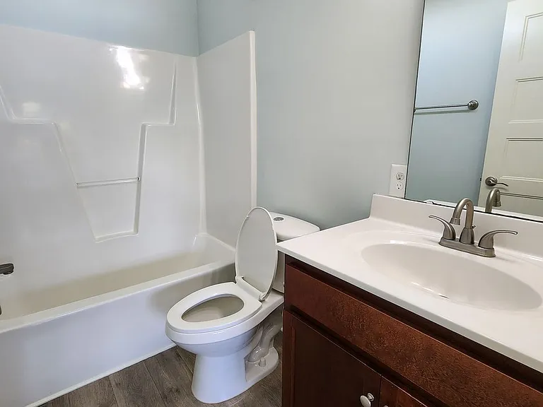 4021 Blackstone Dr #200 — Photo 18
