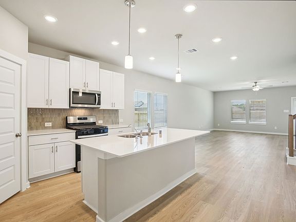 The Matador plan in Landing Meadows of New Caney, TX.