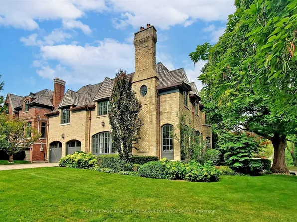 10 Blyth Dale Rd, Toronto, ON M4N 3M2