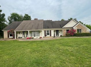 119 Hillcrest Dr, Woodsfield, OH 43793