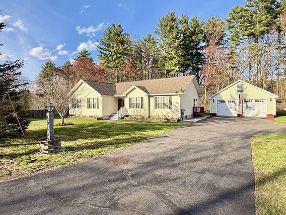 2nd image of 314 Mammoth Road