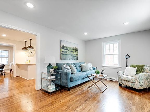 3rd image of 4718 Park Ave