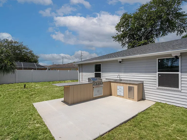 202 Gerona Rd — Photo 19