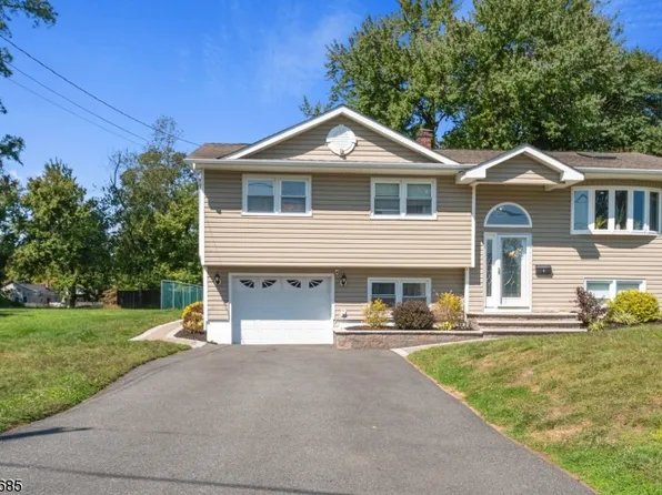 4 Xenia Ct, Mine Hill Twp., NJ 07803