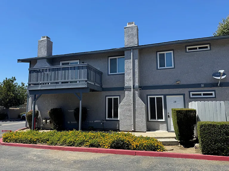 16645 Valencia Ave #2B — Photo 28
