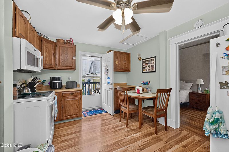 5th image of 74 Judson Street