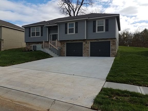 3rd image of 1307 NW High View Dr