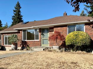 3724 SW 107th St, Seattle, WA 98146