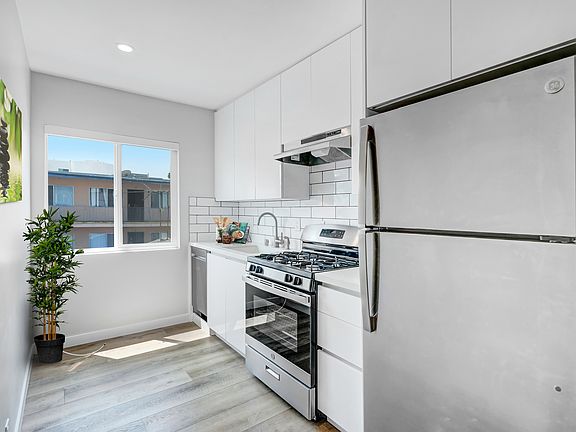 3rd image of 3240 Fay Ave #3156240